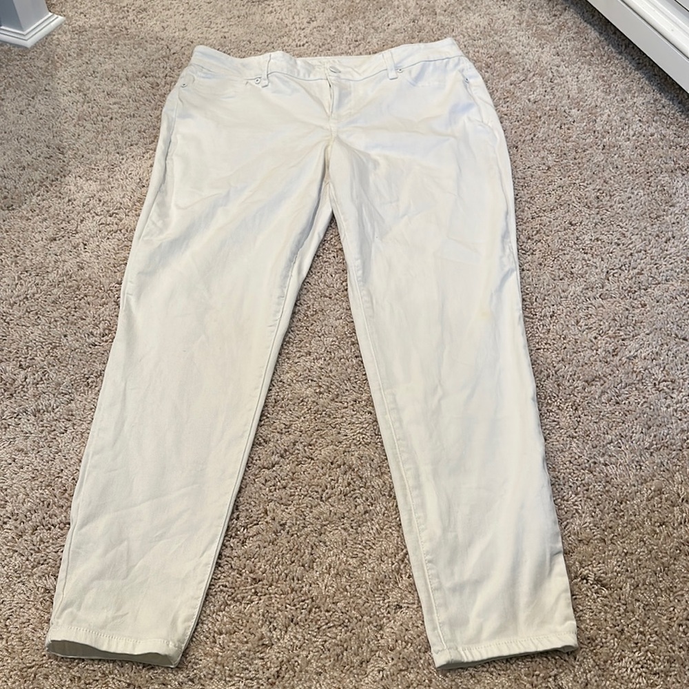 White jeggings